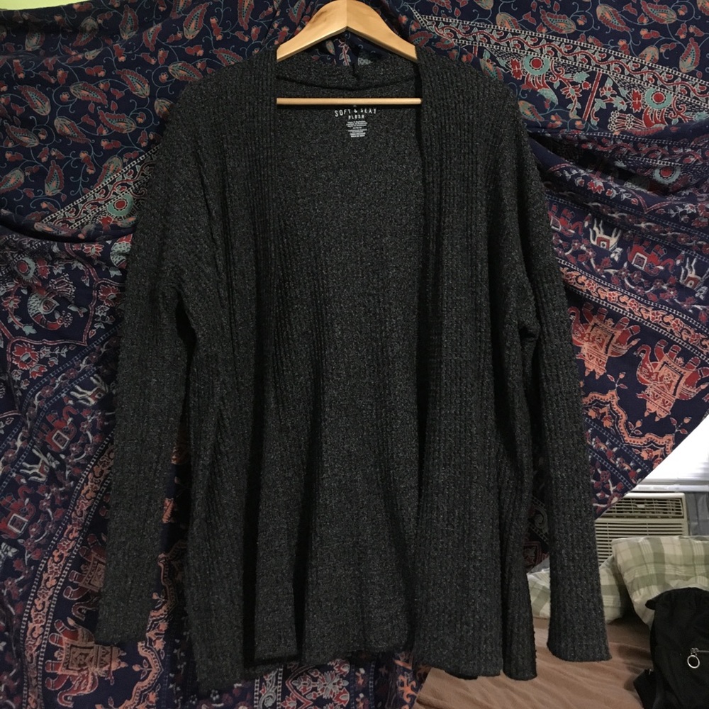 SOFT DARK GRAY CARDIGAN